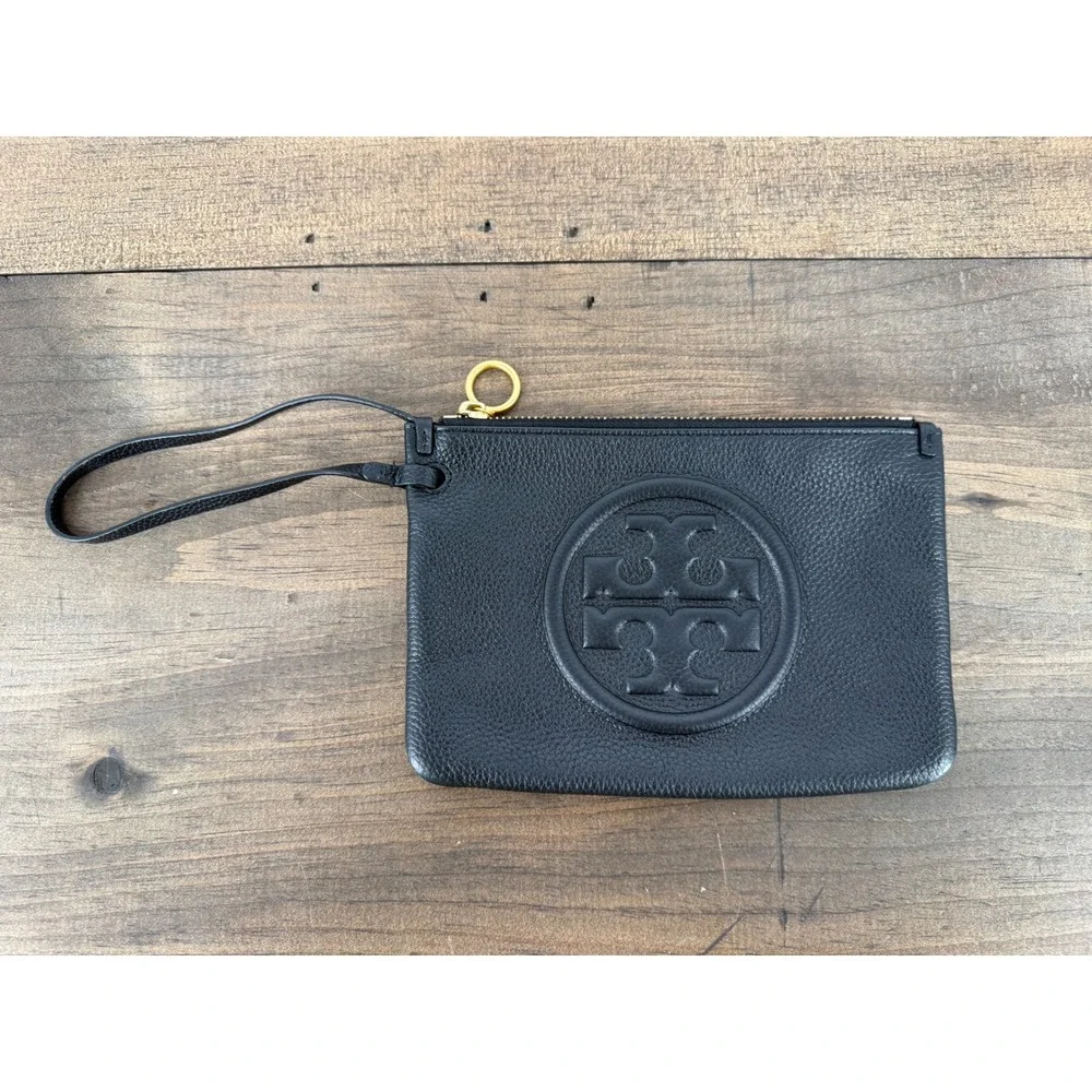 Tory Burch Black Perry Bombe Wristlet Pebbled Leather Pouch Gold Hardware Clutch